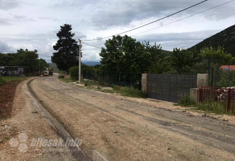 Prašina do neba: Krenula rekonstrukcija ceste od Čapljine do Međugorja
