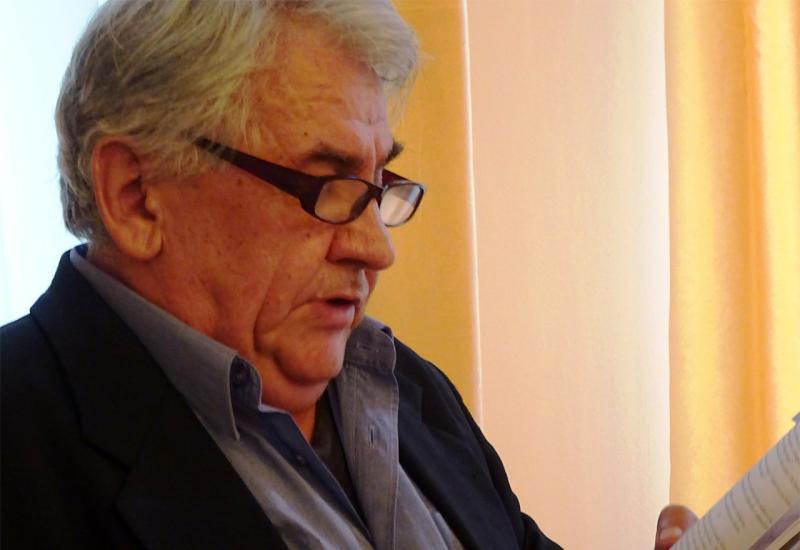 Preminuo Mustafa Smajlović, pisac, književni kritičar i publicist