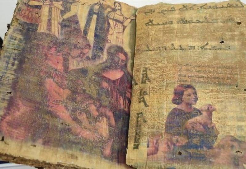 Turska policija zaplijenila knjigu staru 1.400 godina - Turska policija zaplijenila knjigu staru 1.400 godina