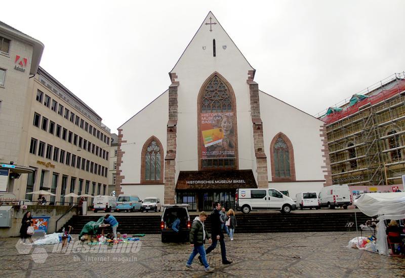 Basel: Hajd'mo u crkvu na pivo i na ručak!
