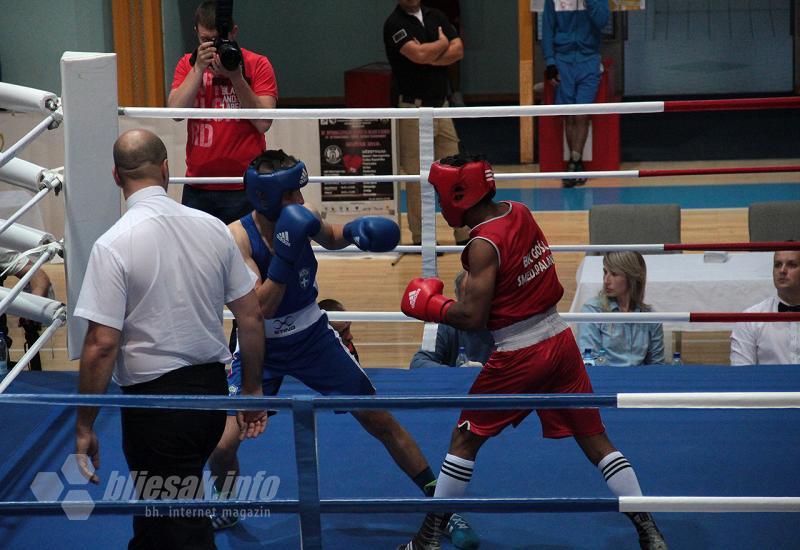Detalj iz borbe na boks turniru - Mostar: Počelo 15. izdanje međunarodnog turnira u boksu za mlade