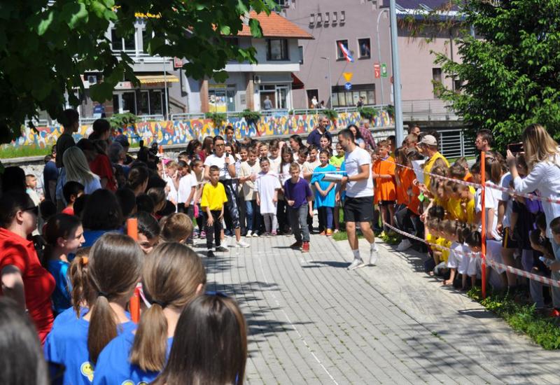 Dječja olimpijada 2019. - Stotine djece uživale u Kiseljaku na Dječjoj olimpijadi 2019.