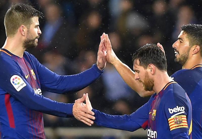 Pique, Messi i Suarez - Messi nakon poraza u kupu održao hitan sastanak s dva suigrača