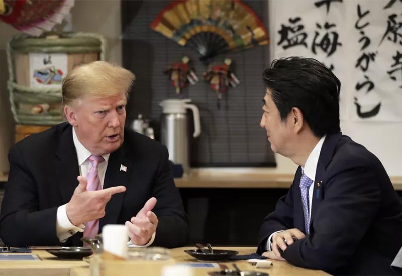 Trump u posjeti Japanu - Trump: Denuklearizacija bi transformirala Sjevernu Koreju