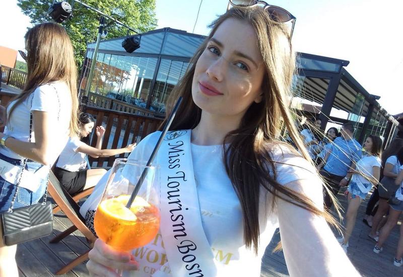 Marija Paponja - Ljubušanka za izboru za Miss Turizma: 