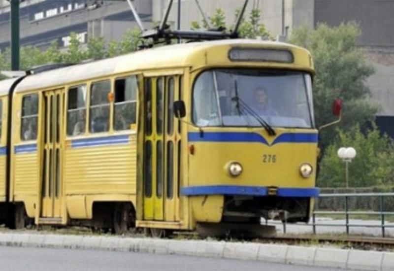 Sarajevo: Nepoznata osoba bacila suzavac u tramvaj - Sarajevo: Nepoznata osoba bacila suzavac u tramvaj