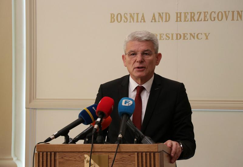 Džaferović: Dodikovi stavovi u Ruskoj Federaciji nisu službeni stavovi BiH