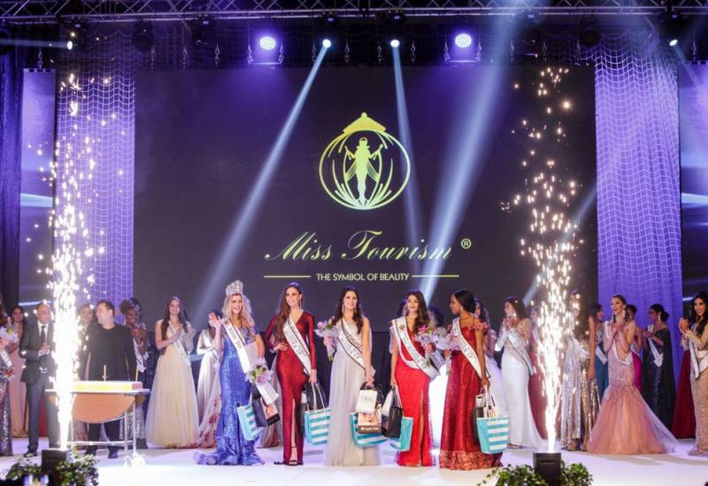 Izbor Miss Turizma Svijeta 2019. održan je u Poreču - Julijana Nikolis iz Australije nova je Miss Turizma svijeta