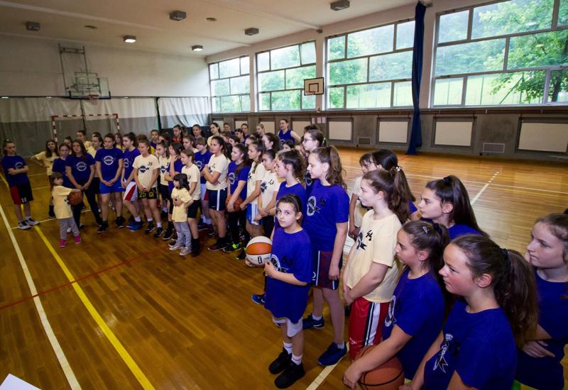 START with Love, START with Basketball - Djevojčice iz pet bh. gradova spaja ljubav prema košarci