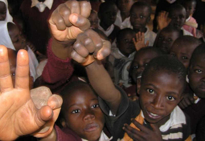 Podržite akciju „Olovka iz BiH u Africi piše stih“  - Podržite akciju „Olovka iz BiH u Africi piše stih“ 