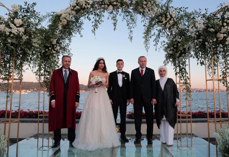 Oženio se Mesut Ozil; Erdogan bio kum