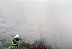 Požar na divljoj deponiji kraj Mostara
