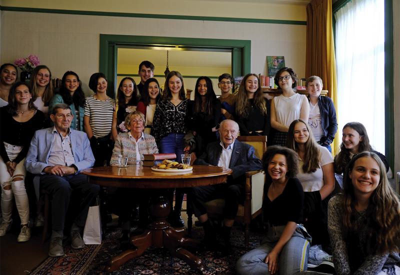 Bivši školski kolege proslavili 90. rođendan Anne Frank