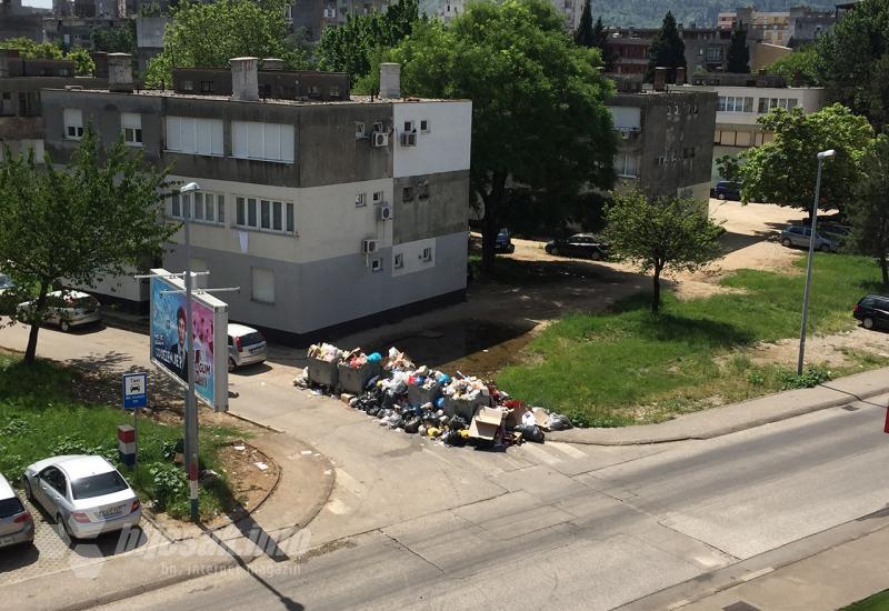 Vukovarska ulica - Ulicama Mostara: Četvrti dan neodvoženja smeća, suzdržite se