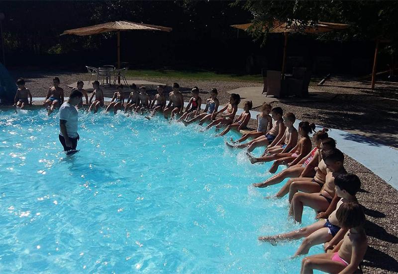 13. Ljetna škola plivanja u Mostaru
