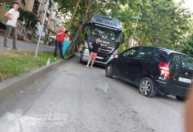 Mercedes kod Mostarke završio u suprotnoj traci - Još jedan sudar u Ortiješu