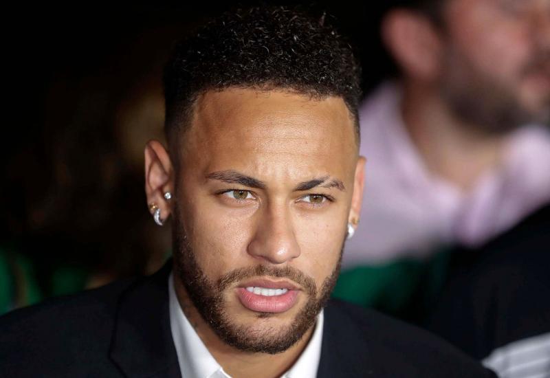 Neymar u policiji dao iskaz o optužbama za silovanje