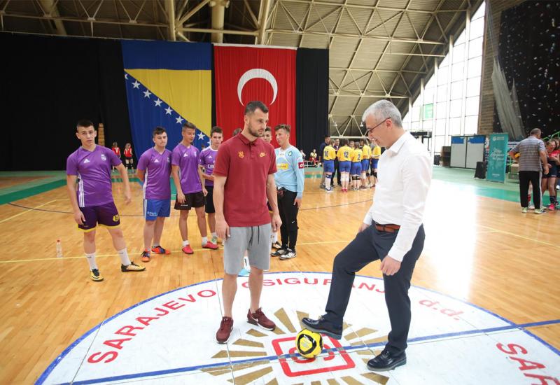 V sportski turnir Yunus Emre Enstitüsü - IV Osnovna škola Mostar izvojevala pobjedu u Sarajevu