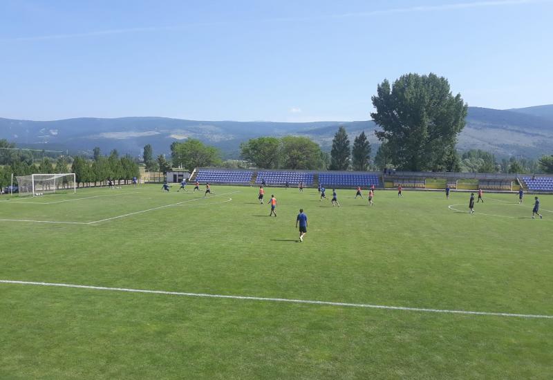 Dvije momčadi NK Široki Brijeg međusobno odigrale pripremnu utakmicu