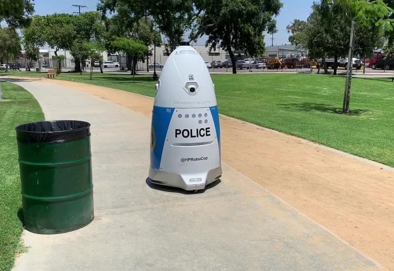 Kada dođe do problema, nemojte računati na policijskog robota!