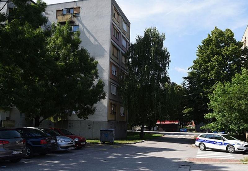Nesreća u Rakovcu - Spuštala roletnu, pala kroz prozor i poginula