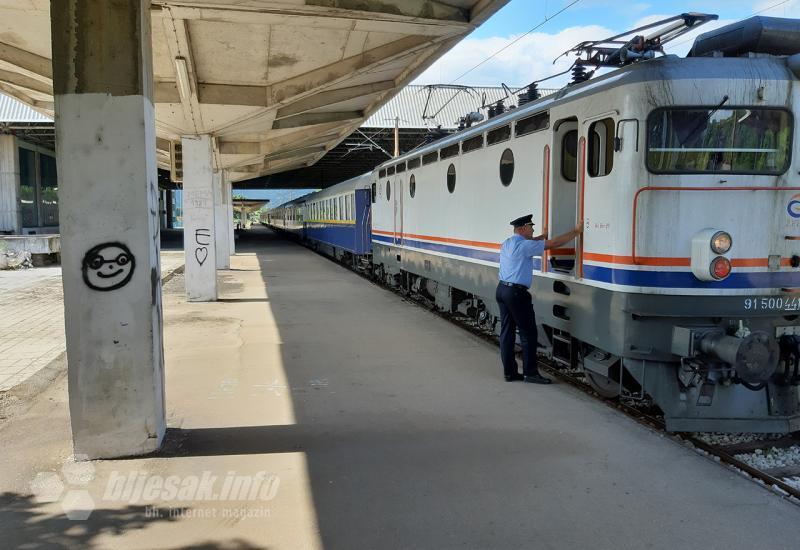 Turisti u Mostar pristižu i vlakom - Turisti u Mostar pristižu i vlakom