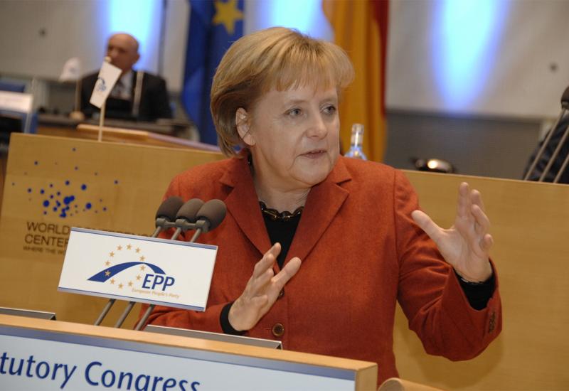 Merkel napadnuta na sastanku EPP-a