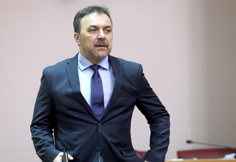 Vlaho Orepić odustao od kandidature za predsjednika države