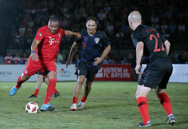 Hrvatske i Bayernove nogometne legende priredile spektakl u pulskoj Areni - Hrvatske i Bayernove nogometne legende priredile spektakl u Areni
