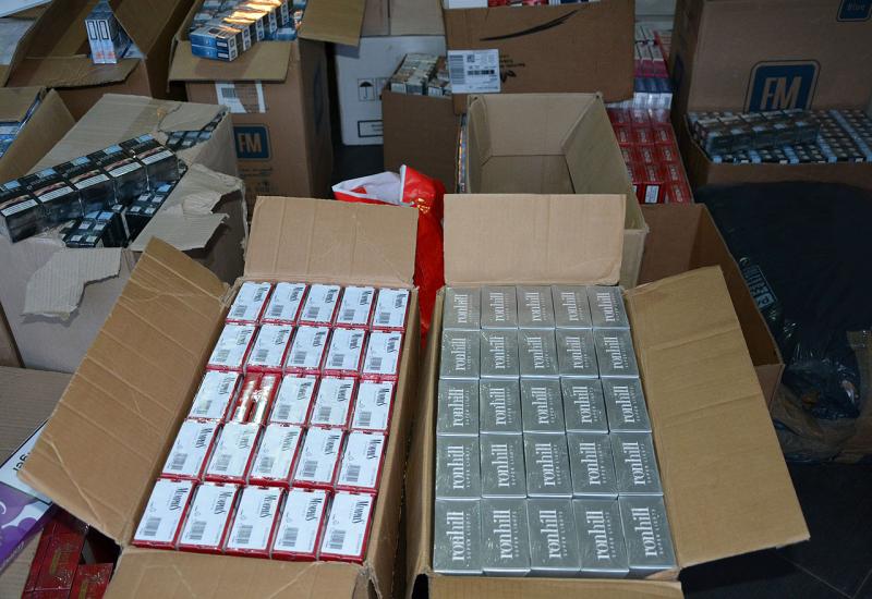 Zaplijenjeno 25.000 kutija cigareta i 33 kg duhana - Zaplijenjeno 25.000 kutija cigareta i 33 kg duhana