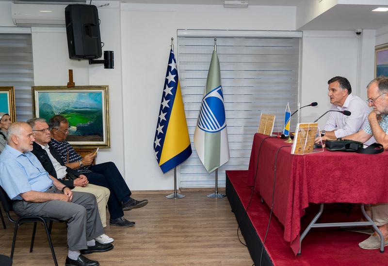 Promocija knjige Svjetlost istine Crkve bosanske - Alica Zećo predstavio knjigu o Crkvi bosanskoj