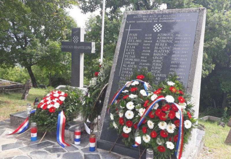 Obilježena 26. godišnjica stradanja Hrvata Konjica  - Odana počast stradalim Hrvatima Konjica 