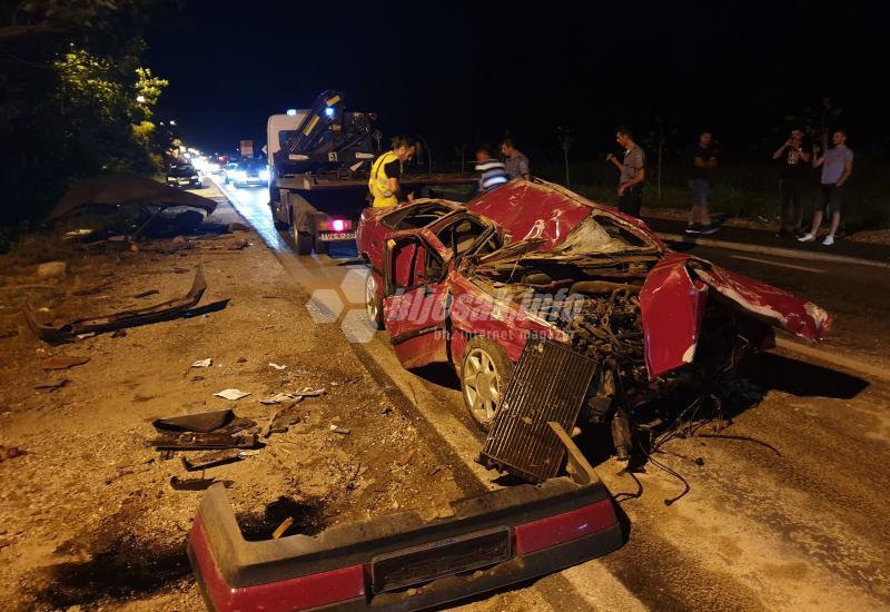 Mostar: Teže ozlijeđen nakon što je vozilom probio štand s voćem