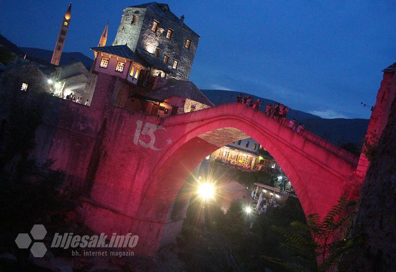 Turska opet na Starom mostu