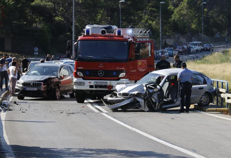 Stravična nesreća kod Makarske - Stravična nesreća kod Makarske: Poginula žena