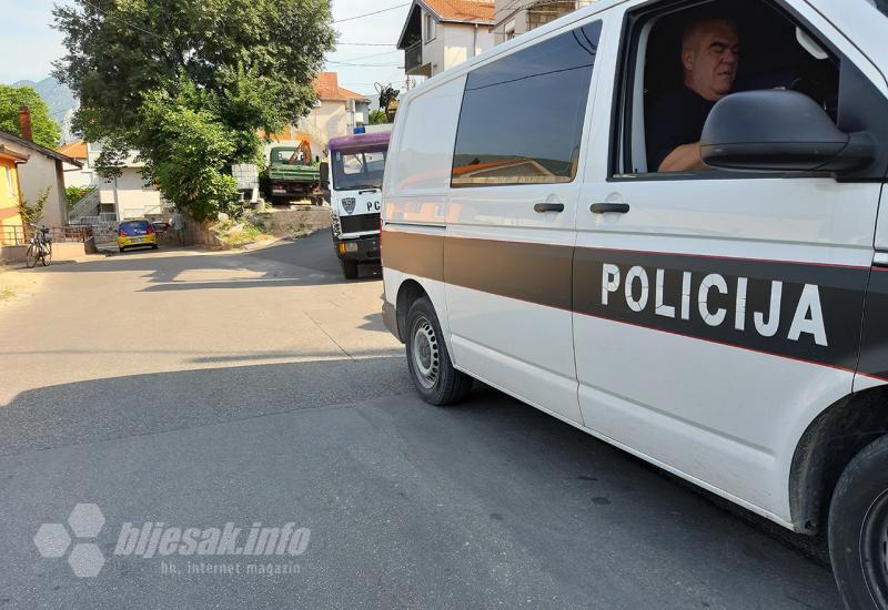 Mjesto eksplozije - Mostar: Eksplozija ispod automobila
