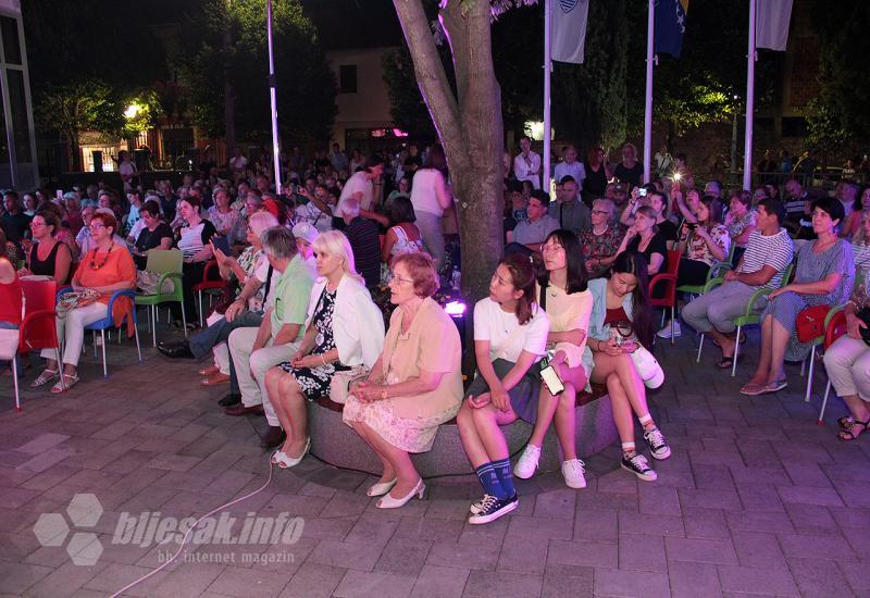 Publika je uživala u izvedbama - Mostar: Predivan koncert sevdaha Alme Subašić