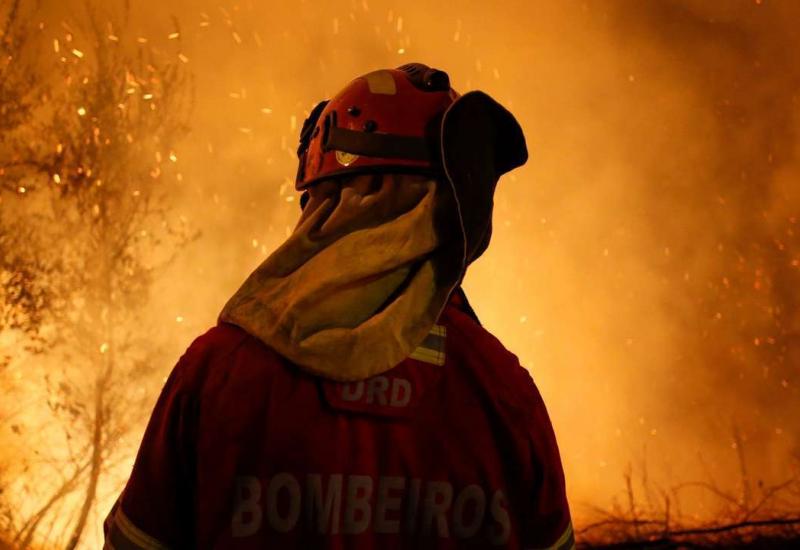 Portugal u plamenu: Tisuću vatrogasaca bori se s požarima