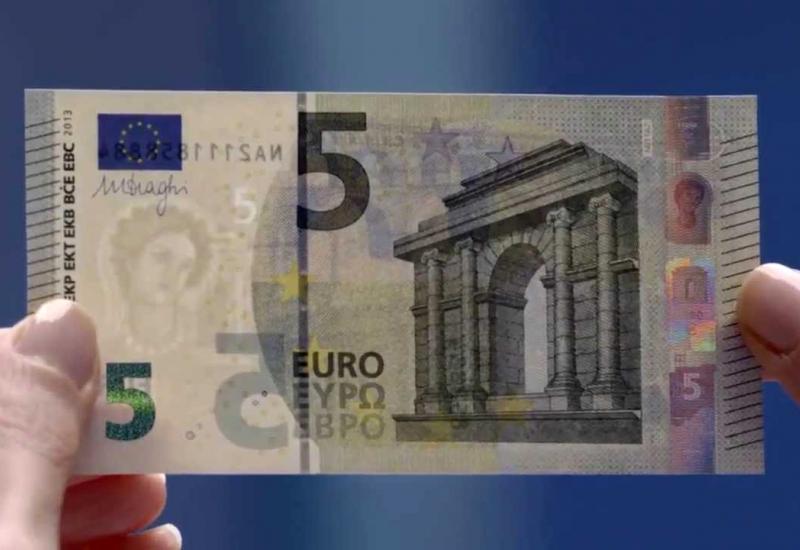 Kako zaraditi na novčanicama od 5 i 50 eura?