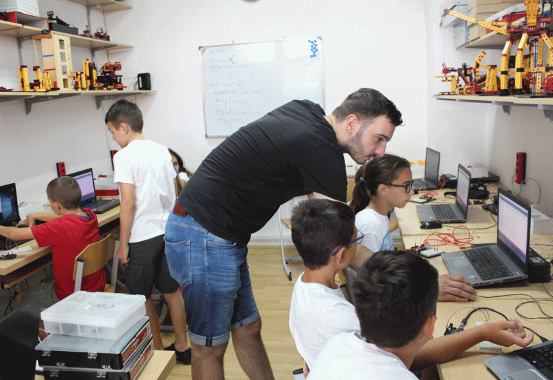 Ljetna škola STEM Summer Fun - Završena Ljetna škola STEM Summer Fun u Mostaru i Širokom Brijegu