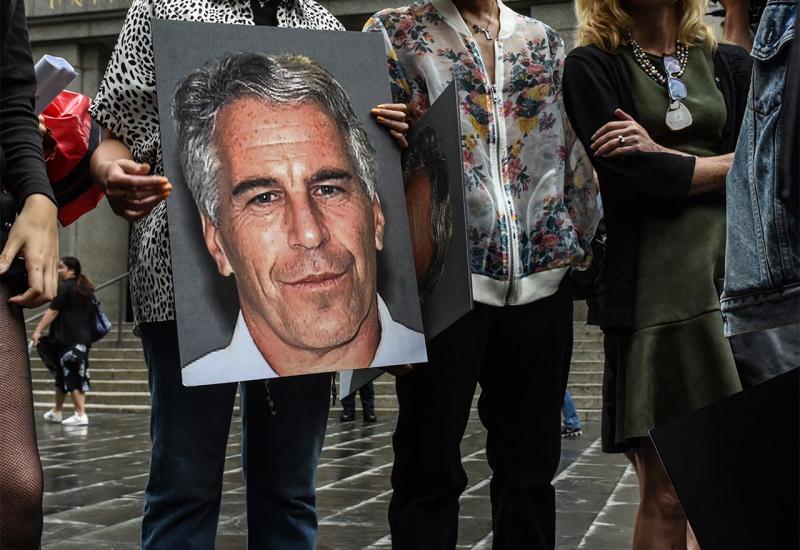 Nakon smrti milijardera Epsteina direktor zatvora smijenjen
