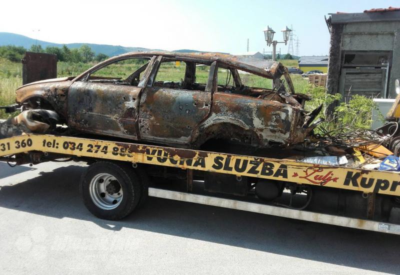 Pronađen zapaljen automobil pljačkaša bankomata
