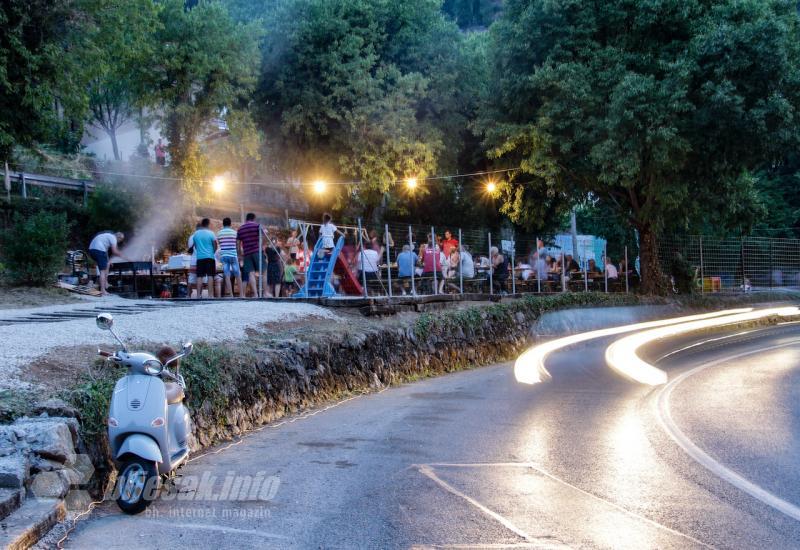 Novo mjesto za druženje i zabavu u Mostaru - Mostar: Novo ruho igrališta kojeg su građani sami obnovili