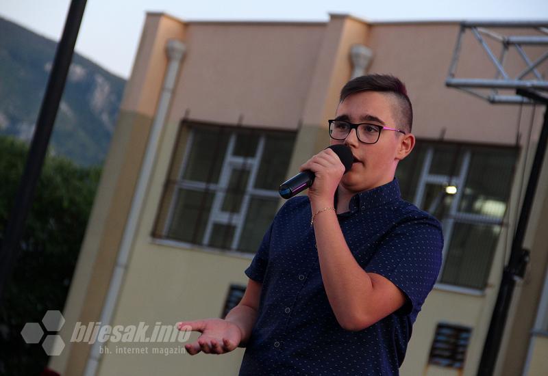 Mostar: Razigranost i šarenilo boja pred mnogobrojnom publikom