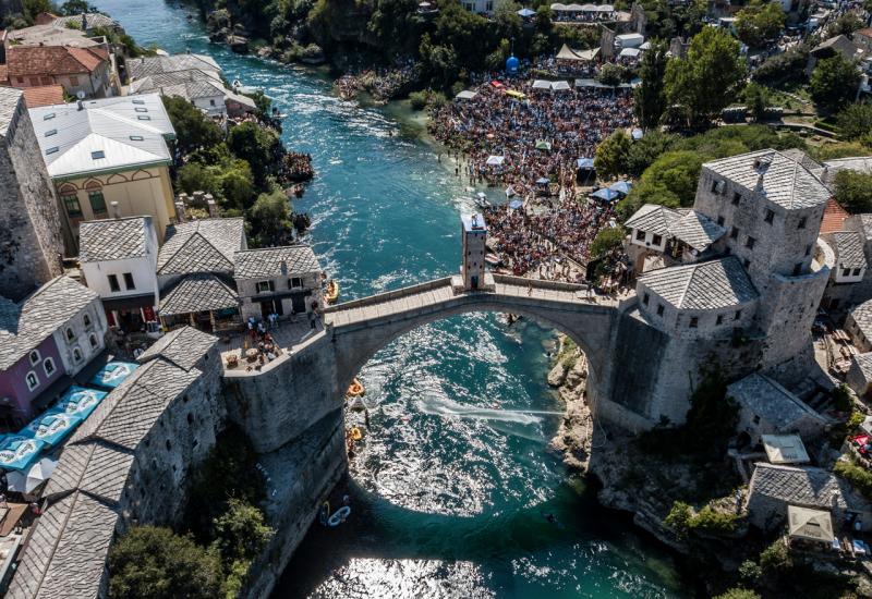 Red Bull Cliff Diving: Odluka o prvacima vjerojatno će pasti u Mostaru