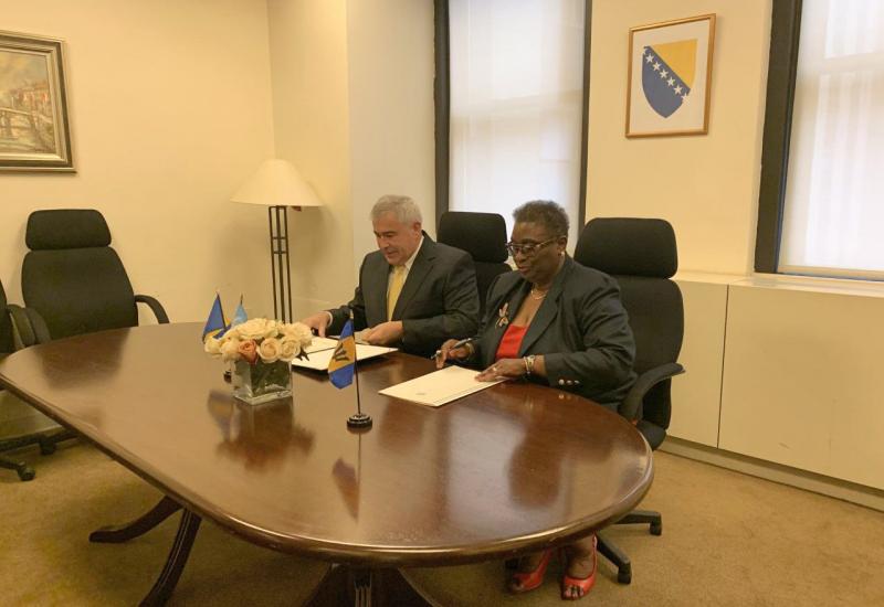Potpisivanje zajedničke izjave sa Barbadosom - BiH uspostavila suradnju s Barbadosom