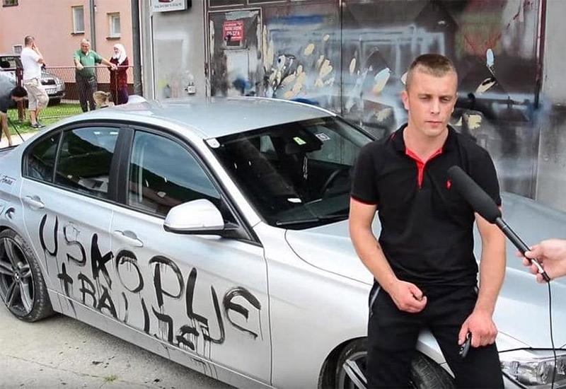 Uskoplje: Vlasnik automobila priznao da je sam pisao grafite, a lagao pred kamerama