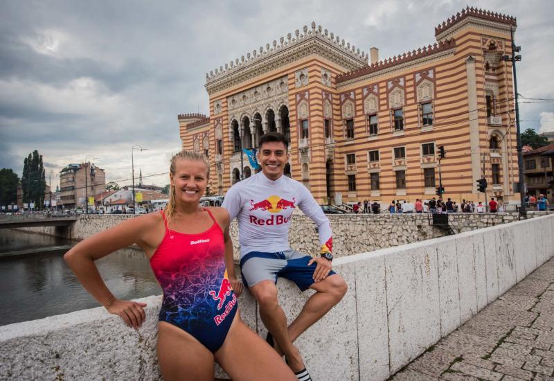Rhiannan Iffland i Jonathan Paredes u Sarajevu - Sarajevska uvertira pred Red Bull Cliff Diving natjecanje u Mostaru