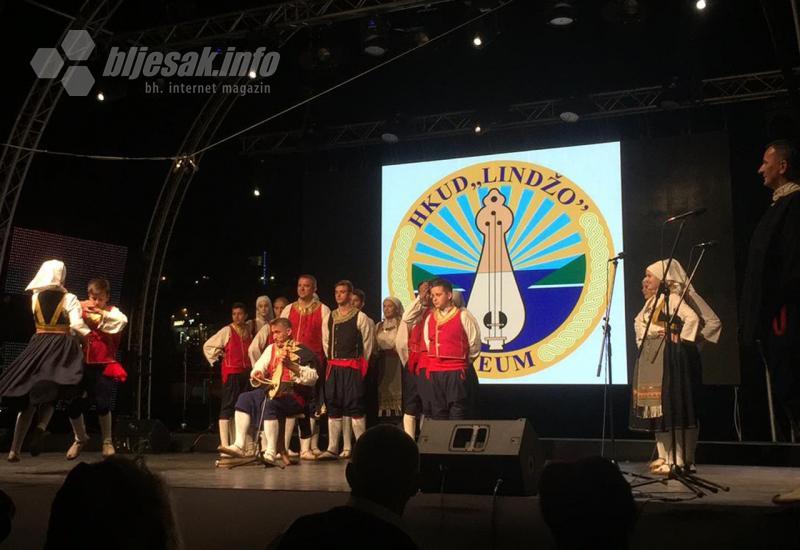 U Neumu održana 12. večer hrvatskog folklora 