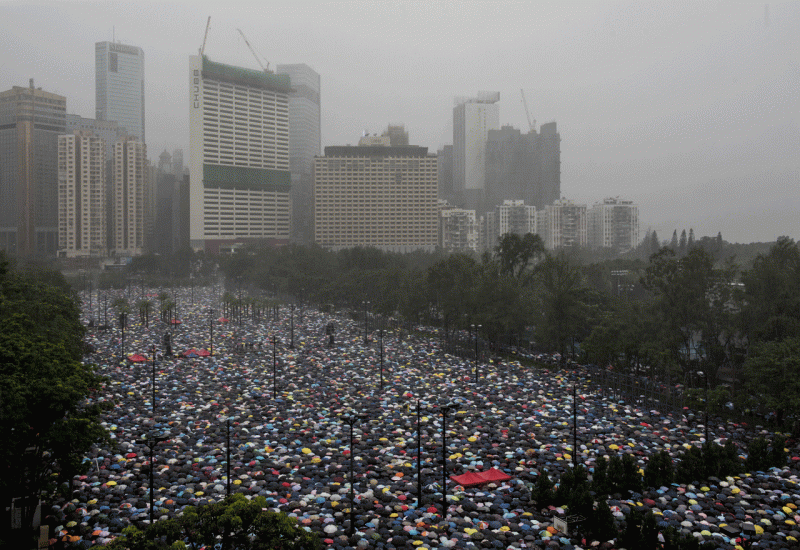 Prosvjed u Hong Kongu - Najmanje 1,7 milijuna ljudi preplavilo ulice Hong Konga